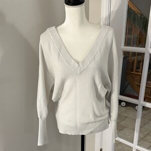 Express Cream V-Neck Sweater